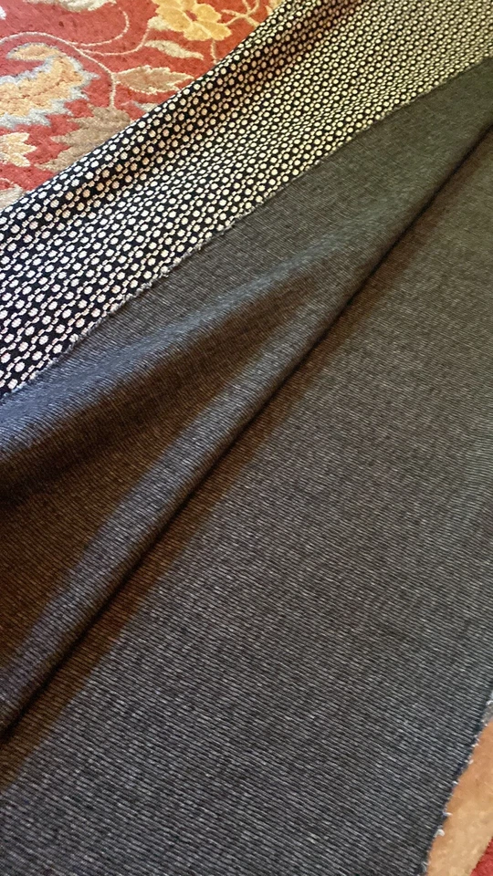 Fabric Wool Stretch Drape Dress Or Blanket Fabric 2 Yards By 52 NEW - Image 2 of 4