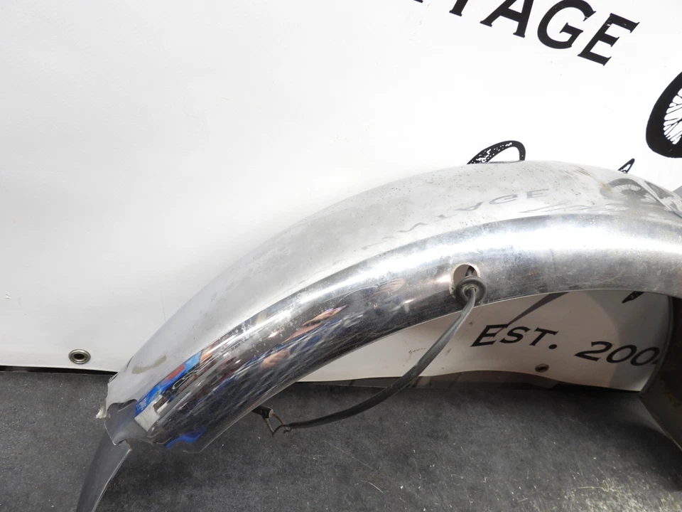 BSA C15 C15C 250 1965 Scrambles guardabarros trasero y luz trasera 863 Foto 3 de 4