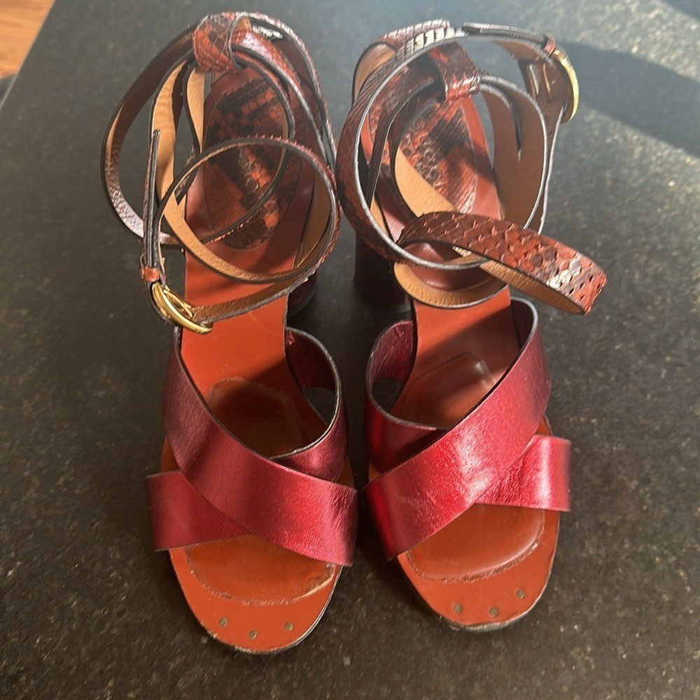 Gucci calfskin and python heels - image 8