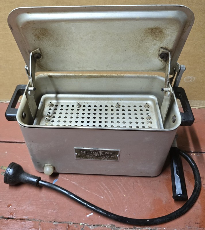 Vintage Whip Mix Oil Sterilizer Model M6045 Dental & Medical Tool Device Rare