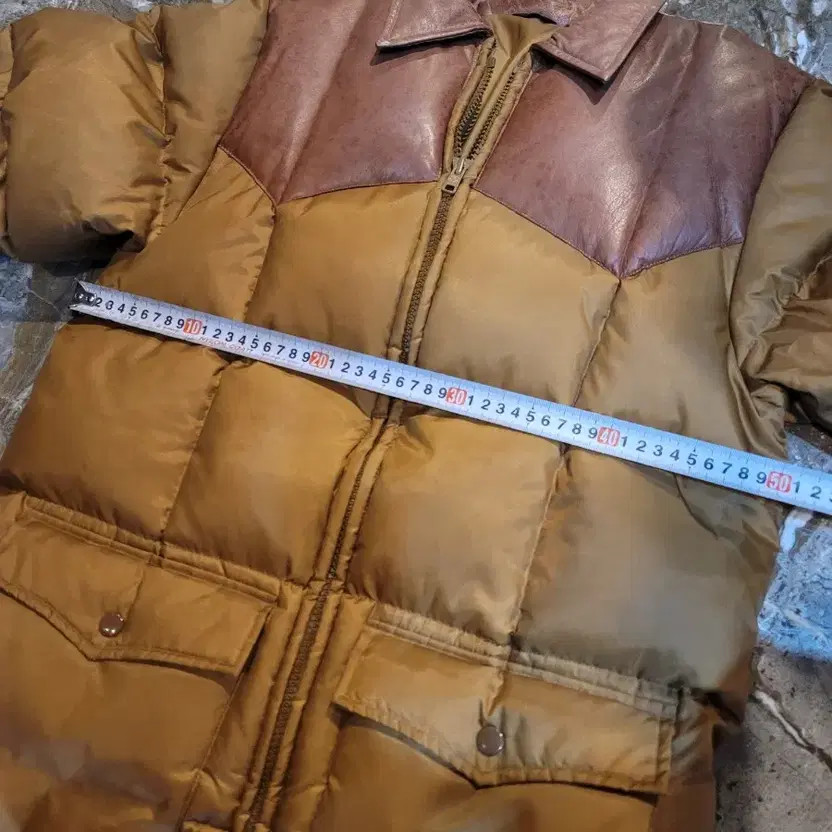 Yoke Down Padding Jacket with Leather Detail - Un… - image 1