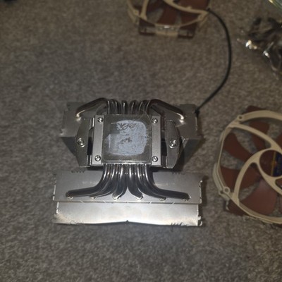 Noctua NH-D15 Premium CPU Cooler - Dual NF-A15 Fans - Intel & AMD - Tested