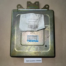 1992-93 EAGLE SUMMIT 1.8L AUTOMATIC ECM BRAIN BOX CONTROL MODULE MD175665