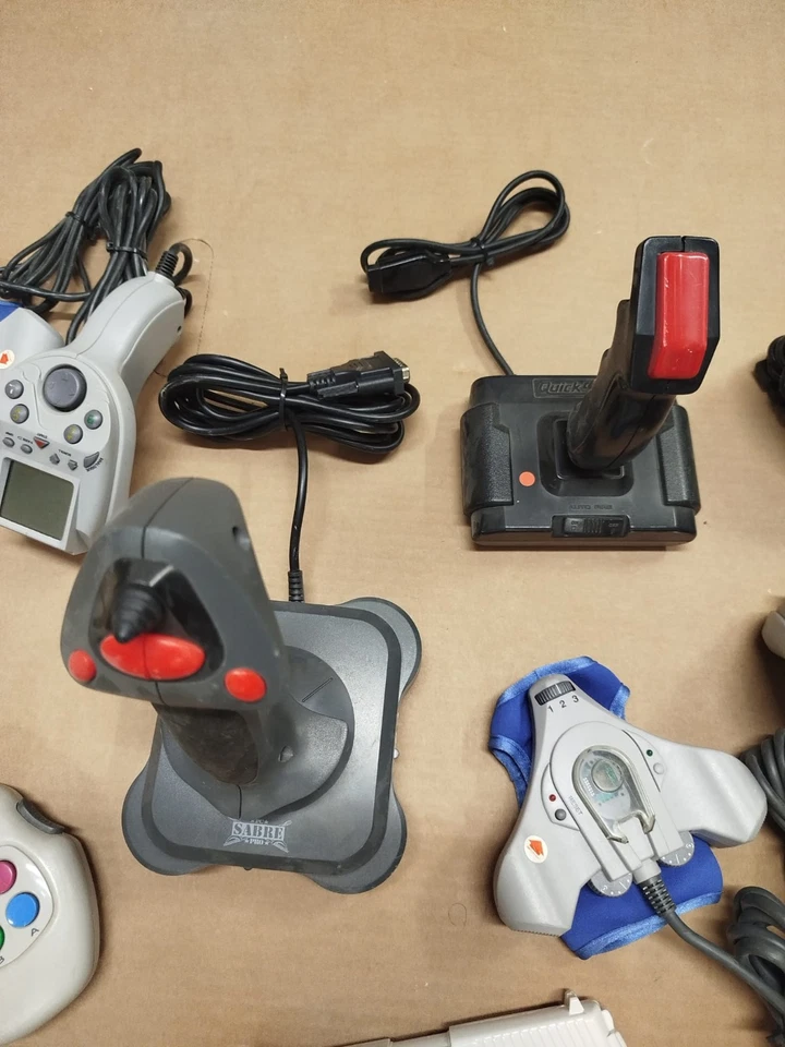 Retro Joystick/Controller Konvolut – QuickShot, PS1/PS2, SNES, Mega Drive, 9-Pin - Bild 4 von 4