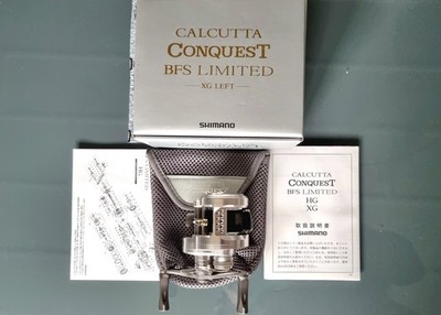 Shimano Calcutta Conquest BFS Limited XG Left Baitcasting-Rolle Silber Box