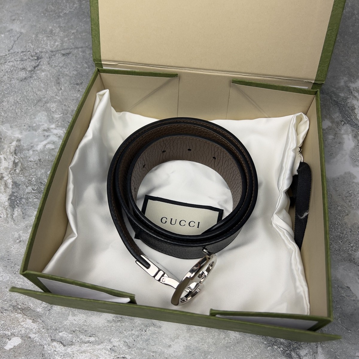 Gucci Interlocking GG Black Leather Reversible Belt Silver