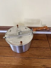 Genuine Whirley Pop Hand Crank Popcorn Popper Maker Pot Aluminum Wood Handle