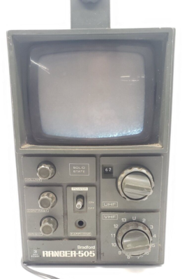 Vintage Bradford RANGER 505 mini B/W TV 3 Way Power Military
