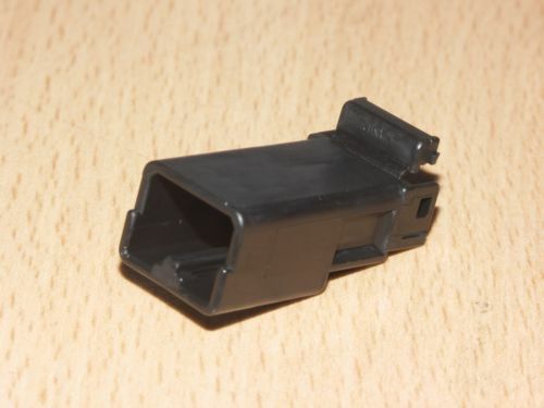 Harley Davidson OEM 72904-01BK Female 4 Wire Connector & Terminals .040 series - Picture 5 of 10