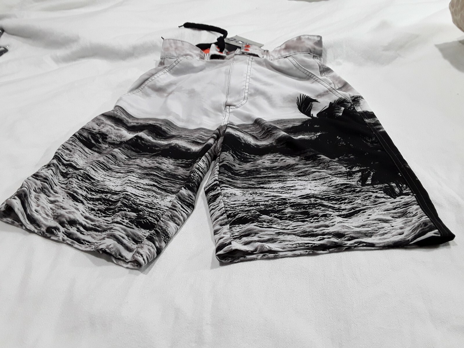 NWT  Mountain Warehouse XS mens  swimsuit with 4 way stretch Graphic Design image 6