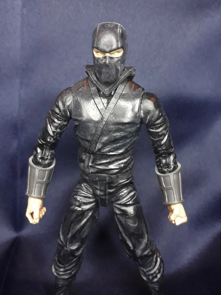 League of Shadows Gauntlets - Pair - Fits Articulated Icons Ninja - Image 3 of 4