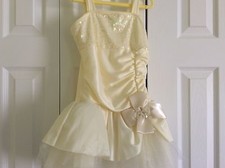 ADORABLE PASTEL YELLOW DANCE/SKATING DRESS GIRLS S/5-6 99.00 MUST SEE 