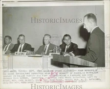 1956 Press Photo Bob Paoge, fellow Agriculture committee members meet in Waco.