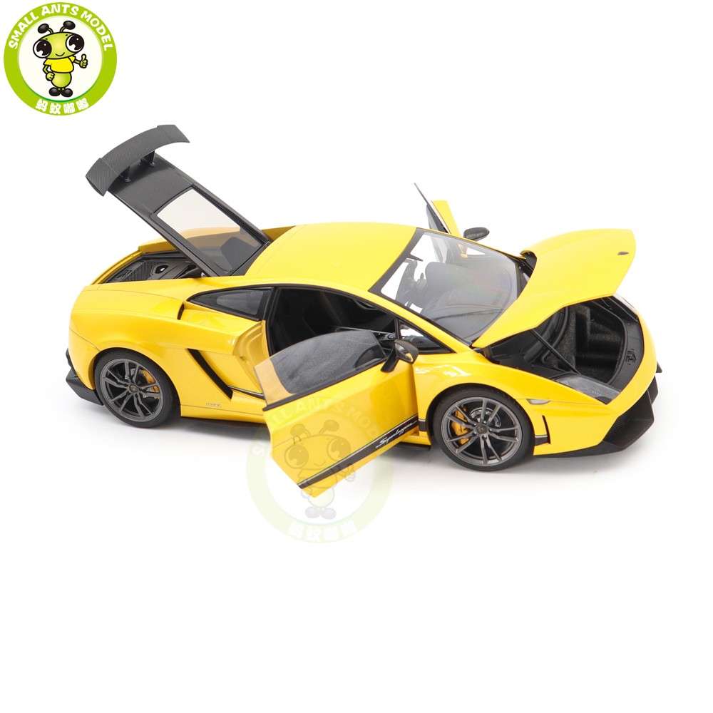 1/18 Lamborghini Gallardo LP570-4 Superleggera Autoart 74658
