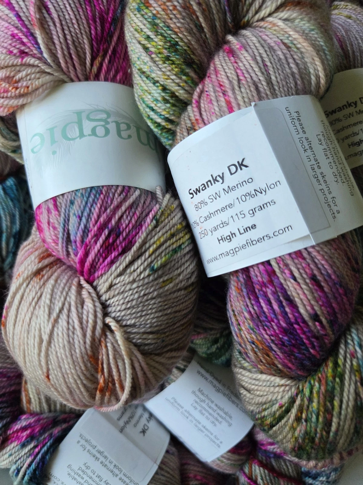 Magpie Fibers Swanky DK • SW Merino/Cashmere/Nylon • High Line • 115g/250yds image 7