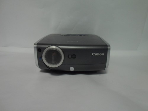 Canon X700 LCD Data Projector 400 Lumens (J173) - Picture 3 of 8