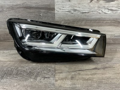 USED - 2018-2020 Audi Q5 Right Passenger Headlight - OEM