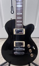 Ibanez ARC100 Solid Body Guitar with Gator Hardshell Case
