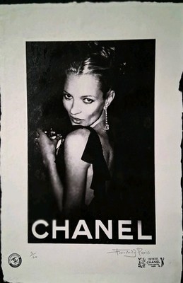 Kate Moss, CHANEL, Limited Edition,  22'x 15'x Hand Signed Fairchild Paris