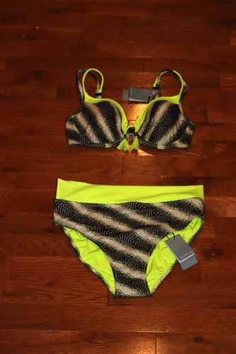 Brandneu mit Etikett Marie Joe Murcia gepolstertes Bikinioberteil (34D) und Faltenslip (Medium) UVP 205 $ - Bild 6 von 19