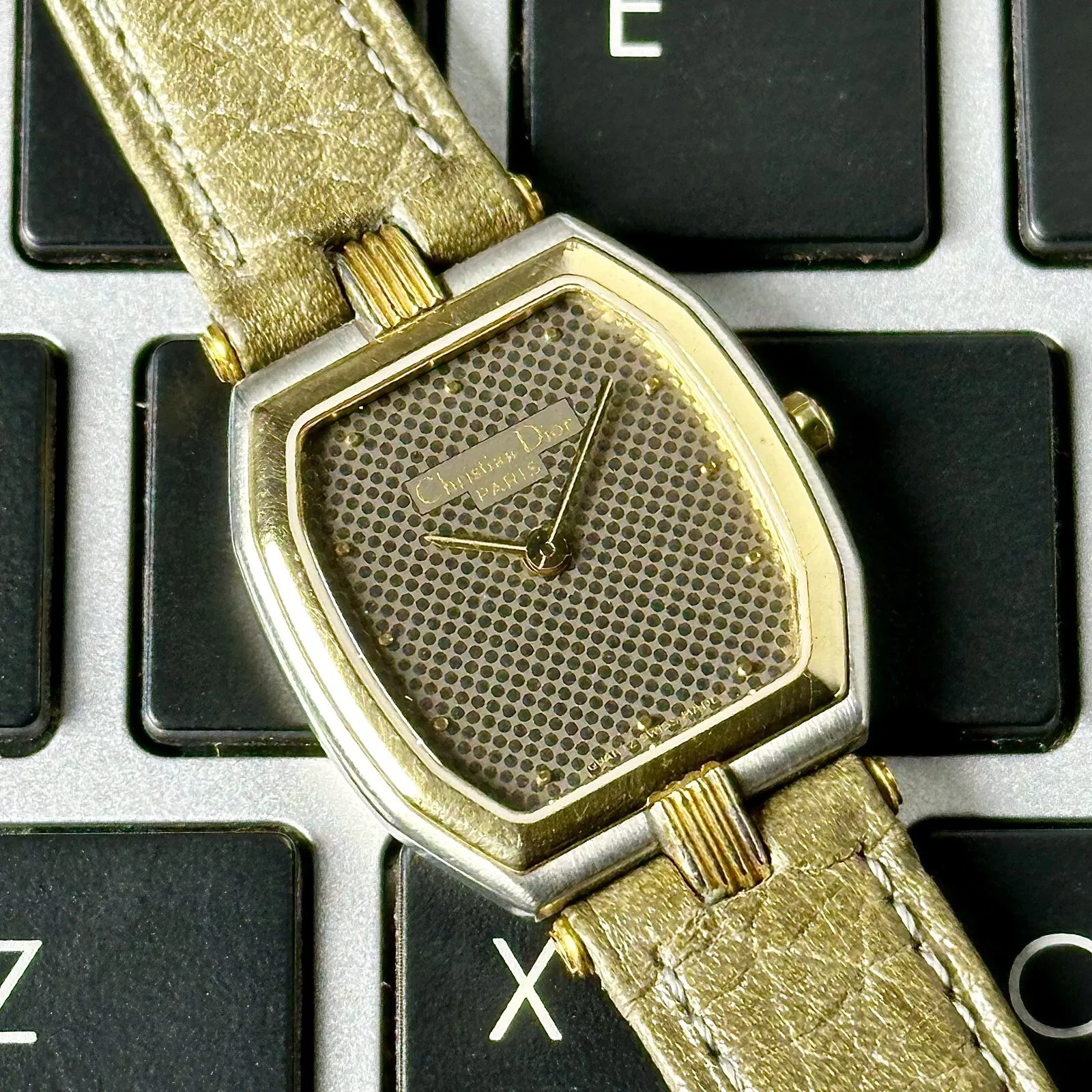Montre femme vintage christian dior paris quartz 42.14.03