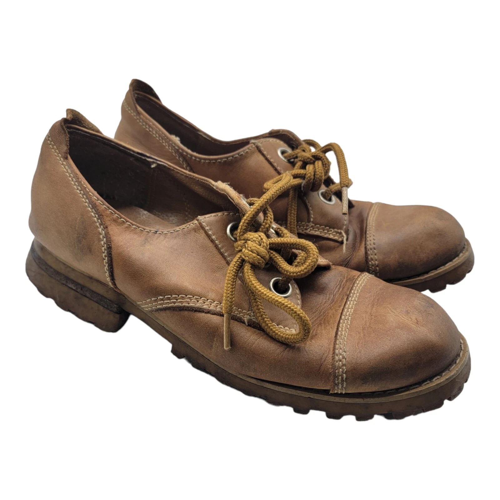 Subterrain Shoes Unisex Low Top Lace Up Tan Vintage Retro Boots
