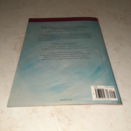 The Day Gogo Went To Vote Recorded Book & Audiocassette - Foto 16 di 17