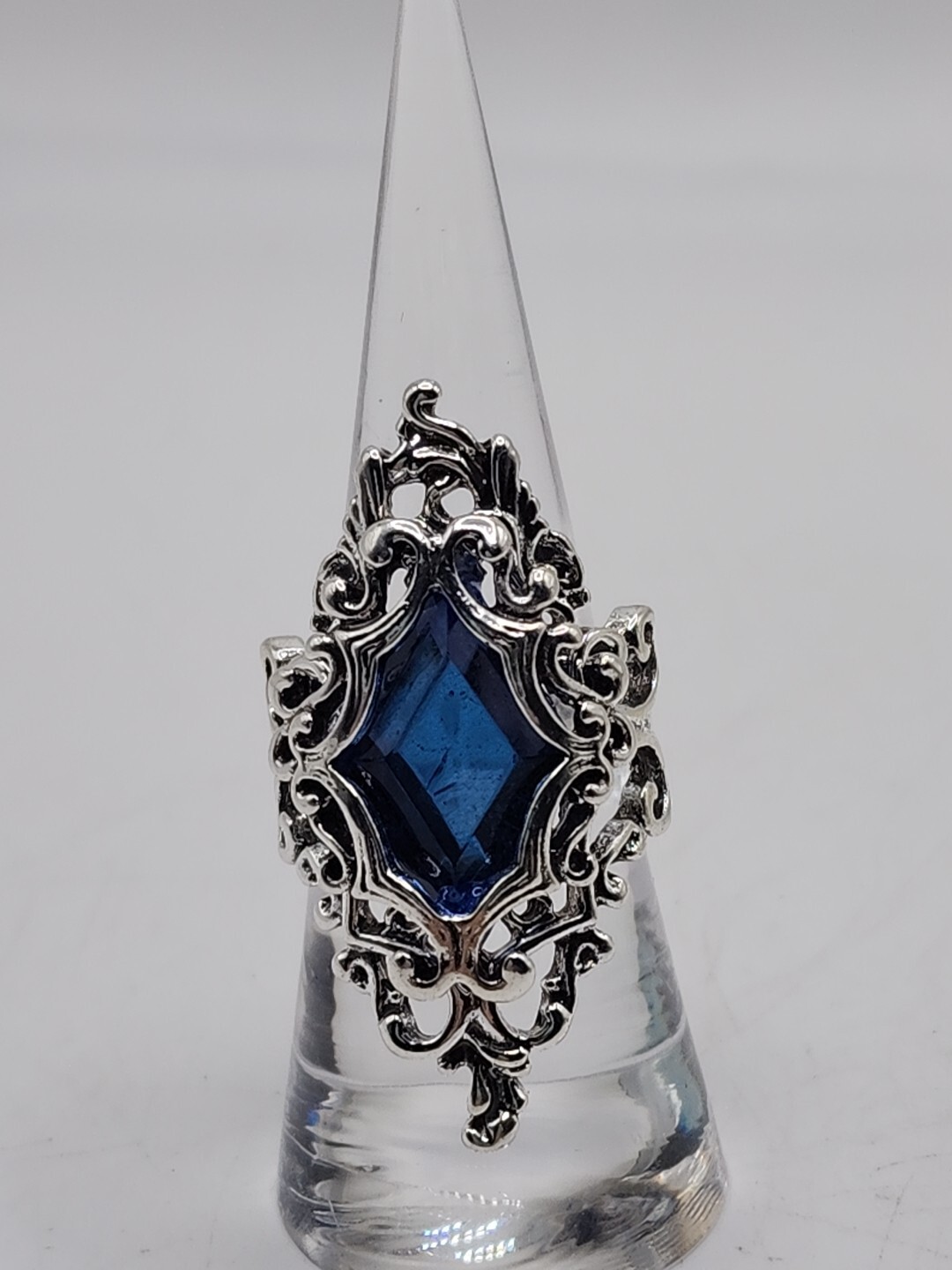 Gorgeous Statement Ring Size 7 Silvertone Blue Rh… - image 2