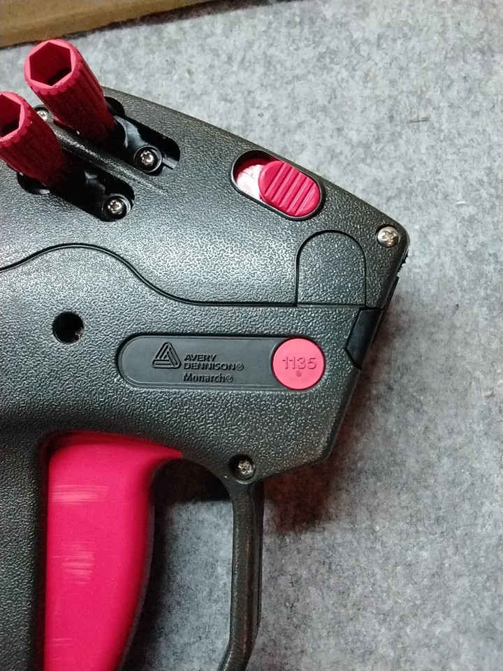 NEW 1135 Monarch Avery Dennison Gun Pricer Shop Store Product Business