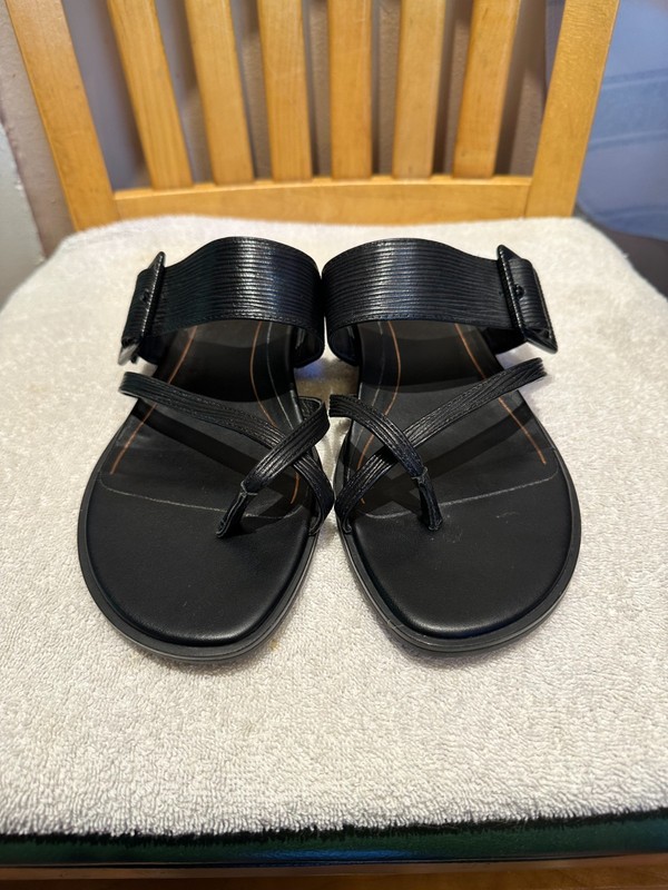 NWOB Vionic Black Julep Slide sandals SZ 9