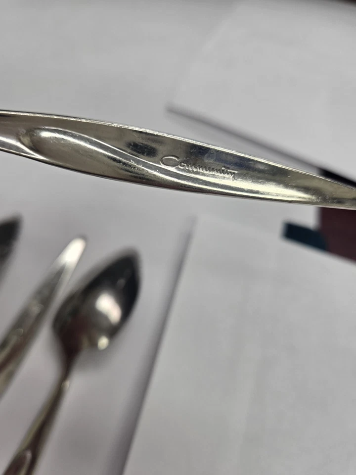 Lot Of 7 Serrated Community Grapefruit Spoons Stainless Flatware - Image 3 of 4