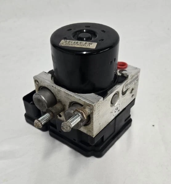 Chrysler Town & Country 2008 conjunto de bomba de freno ABS antibloqueo OEM Foto 3 de 4