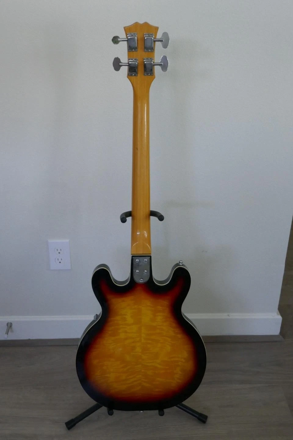 Picture 9 of 24