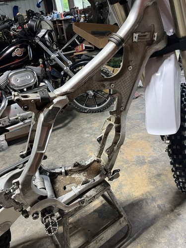 2005 Yamaha YZ250 Main Frame Chassis