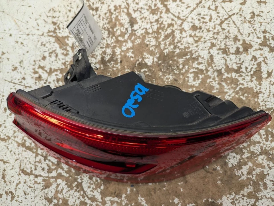 Passenger Tail Light Quarter Panel Mounted Fits 17-19 AUDI A4 793211 - Image 2 of 4