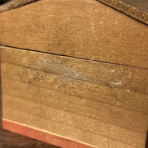 Set of 5 Wooden Nesting Houses Japan Vintage - Very Slight Flaw - Picture 8 of 9