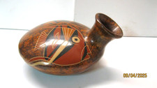 VINTAGE SIGNED PEDRO GUERRERO POTTERY VASE NICARAGUA DOUBLE ANGEL FISH DESIGN