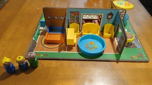 Vintage Fisher Price 909 Rooms Set Near Complete! 1971