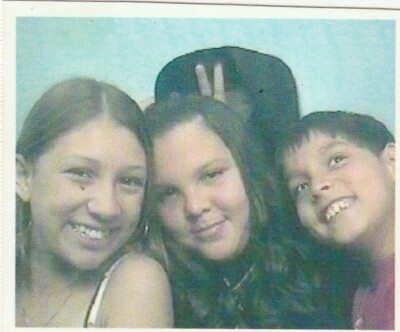 VINTAGE PHOTO BOOTH: FUNNY, CUTE YOUNG FRIENDS, CROWDED, RABBIT EARS