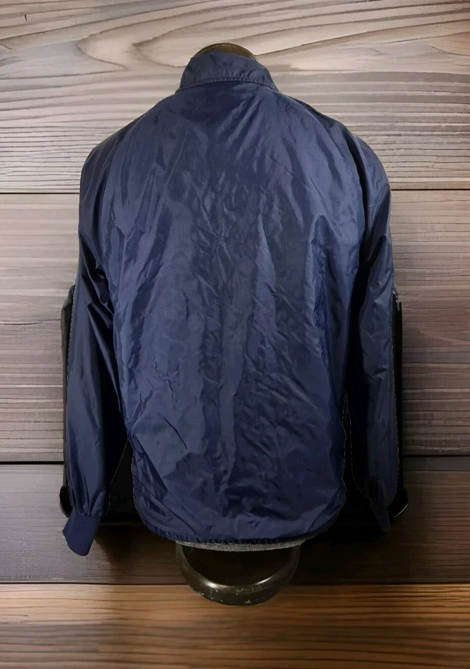 Jaqueta corta-vento masculina Etonic Golfwear azul marinho bolsos com zíper completo vintage - Imagem 4 de 4
