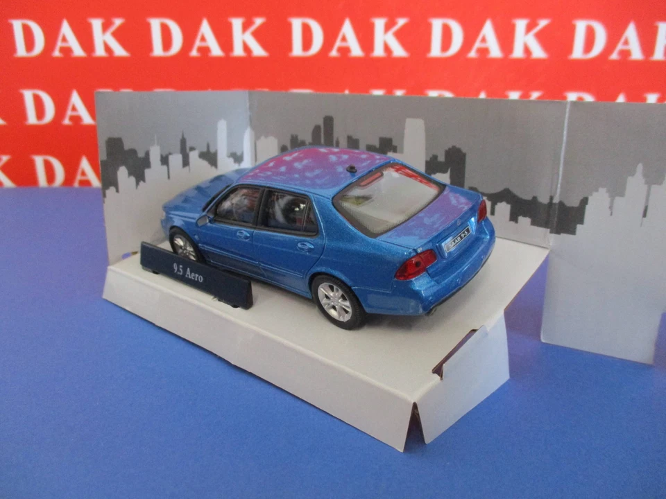 Die cast 1/43 Modellino Auto Saab 9-5 Aero Blue Met. 1998 by Cararama - Immagine 3 di 4
