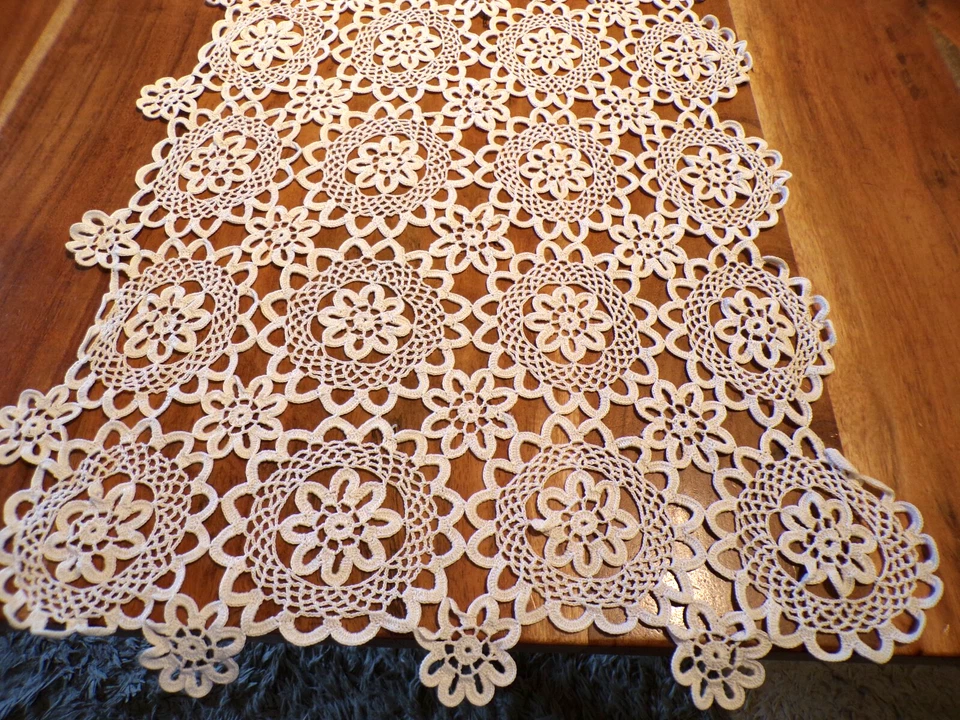 Linge ancien Chemin de table au crochet blanc ( ref 36 ) - Photo 2/4