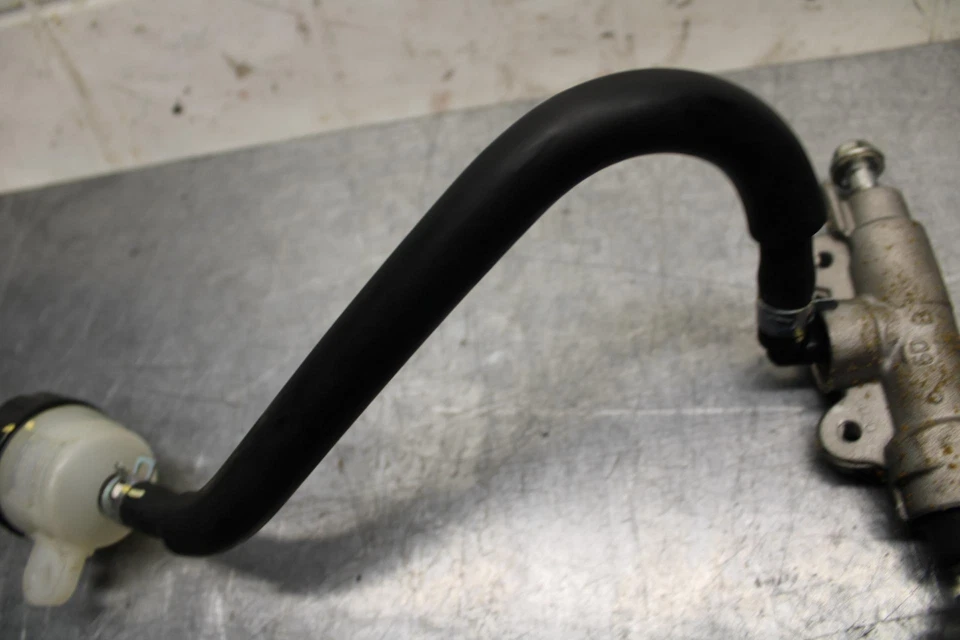 17-20 KAWASAKI Z125 PRO FRENO TRASERO CILINDRO MAESTRO CON DEPÓSITO BB74 Foto 3 de 4