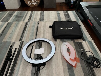 Neewer 10088612 18 inch 55W 5500K LED Ring Light Kit