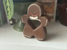 Wooden Gingerbread Man Décor Heart Cutout Folk Art Primitive Christmas Figure