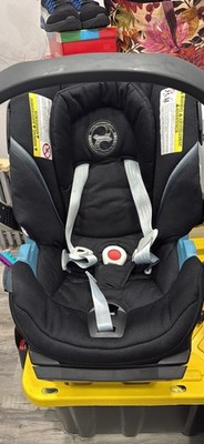 Cybex Car Seat Aton G Black Swivel Base With Removable Newborn Insert