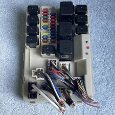 Infiniti Fx45 Fx35 2003-2008 Fuse Box Ipdm Fuse Relay Module 284b7-cl00a Oem Infiniti Fx45 Fx35 2003-2008 Fuse Box Ipdm Fuse Relay Module 284b7-cl00a Oem
