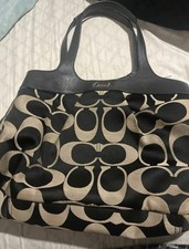 Coach Black/Beige Signature Logo Tote Bag Zip  Magnetic Closure Blue Lining