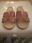 New Direction Women’s Brown Exposed Thread Sandals Size 6 Excellent Preowned — photo 1