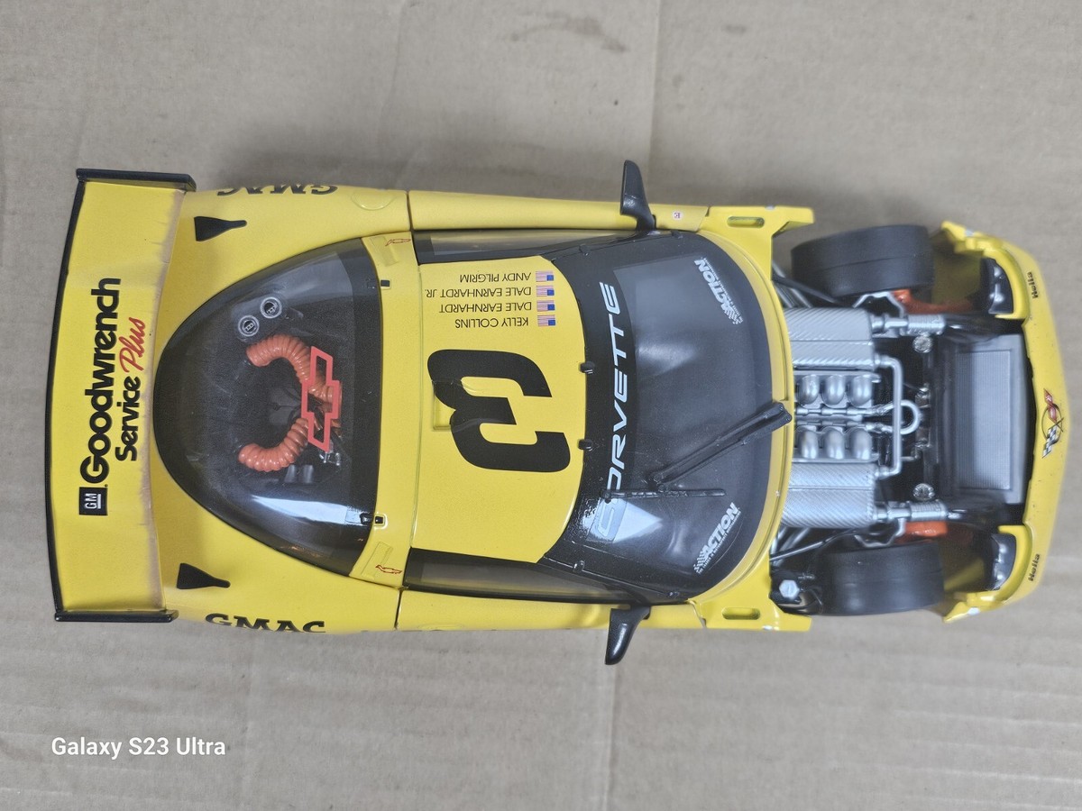 Dale Earnhardt/ Andy Pilgrim / Corvette Racing 1:18 # 3 GM Raced